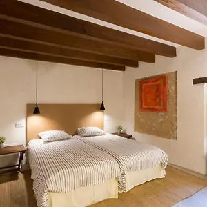 Font Fresca House Deia